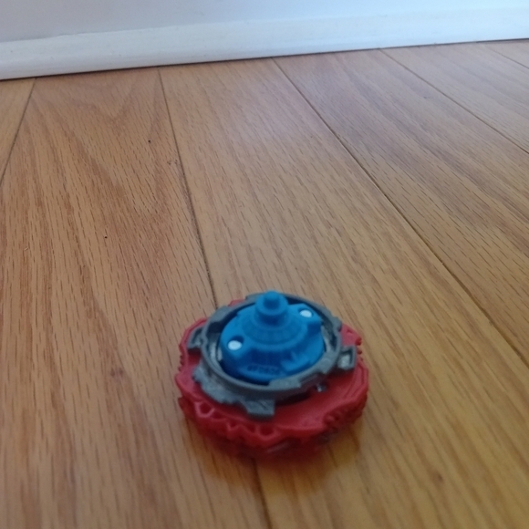 Y2K Takara Tomy Beyblade Burst Surge Slingshock Leopard L4 Spinning Top Boys‎ - Picture 5 of 6